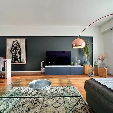 3 Pieces Batignolles Apartment